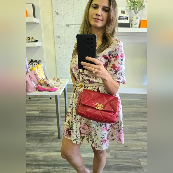 Chanel 19 small - Picture 16 of 16